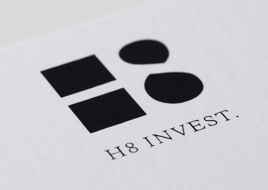 H8 - Logo on paper